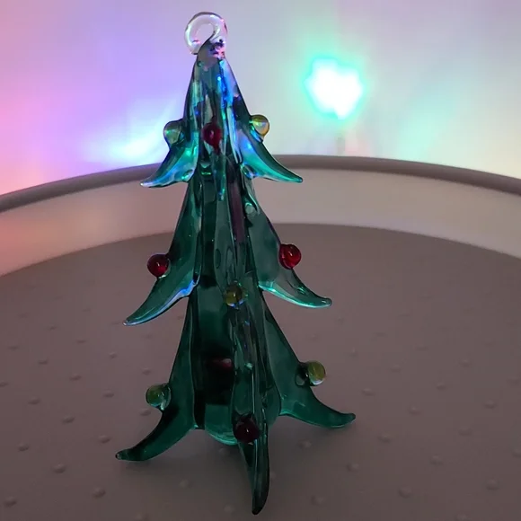 4pc Lot, Vtg. Blown Glass Christmas Trees - Picture 5 of 7